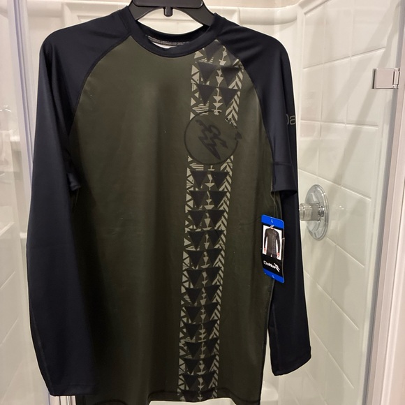 Black and gray Long rash guard - Picture 5 of 8
